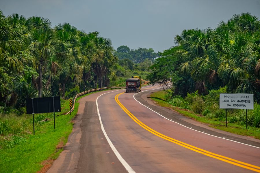 Via Brasil BR-163 - Programação Semanal de Obras na BR-163 e BR-230